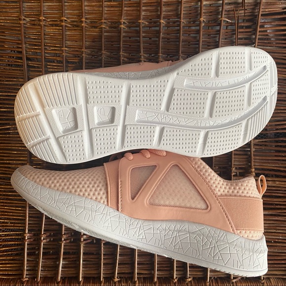 Ardene Move Ortholite Sneakers - Picture 4 of 6